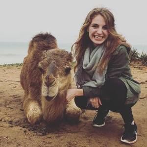 Meet your Posher, Caroline